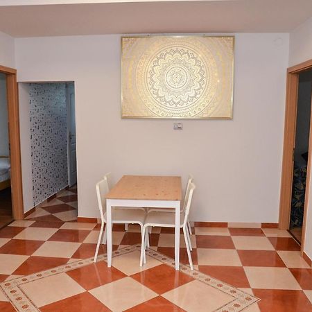 Gábor Áron Apartman Hajduszoboszlo Exterior foto