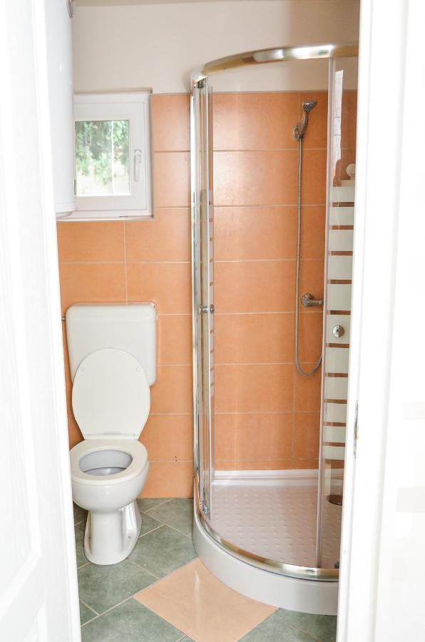 Gábor Áron Apartman Hajduszoboszlo Exterior foto