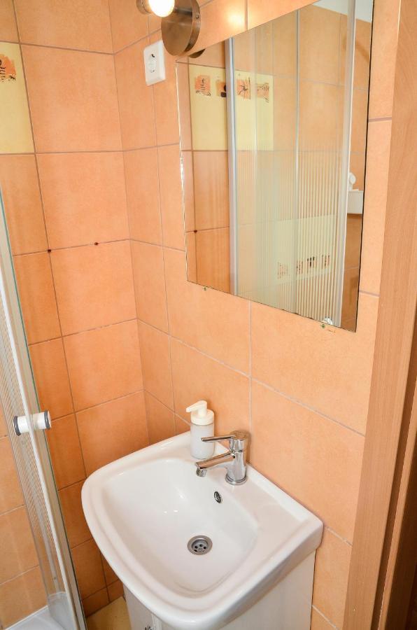 Gábor Áron Apartman Hajduszoboszlo Exterior foto