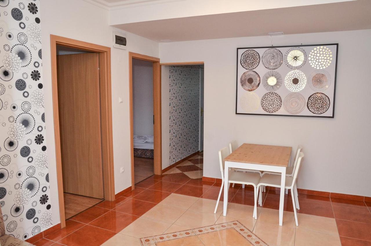 Gábor Áron Apartman Hajduszoboszlo Exterior foto